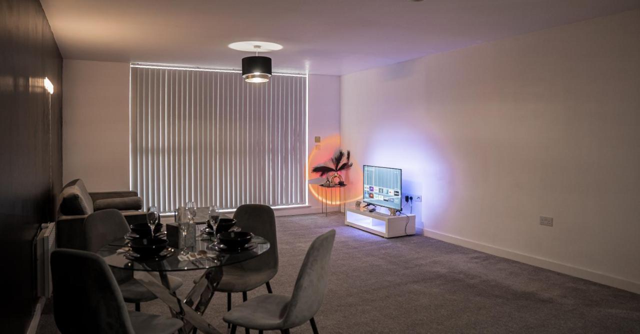 A Spacious 2 Bed With A River And Cascade View, Imaya Nights, M3 Manchester Exterior photo